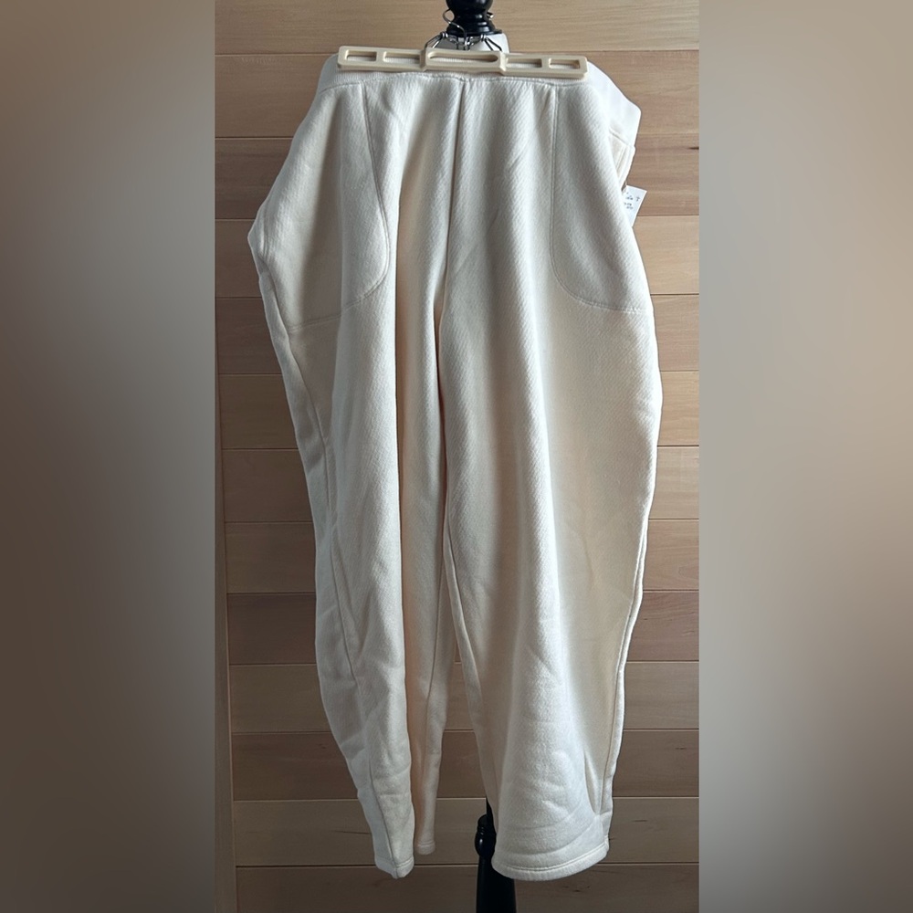 NWT size 2X- Madewell, make weekends longer size colour cream